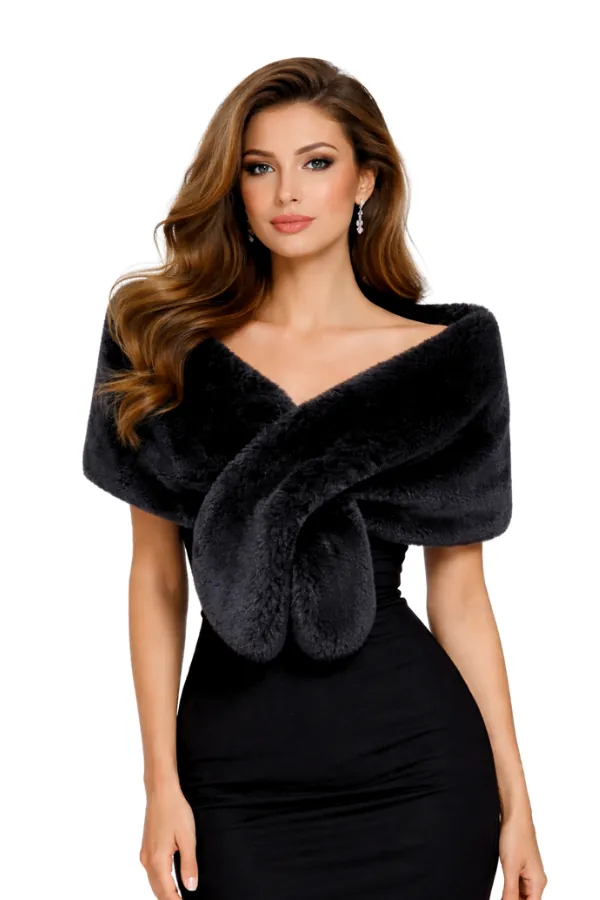 Piel  Muton Negra - Alquiler de vestido para Complementos en Bogotá - Click2Dress - Vista 1
