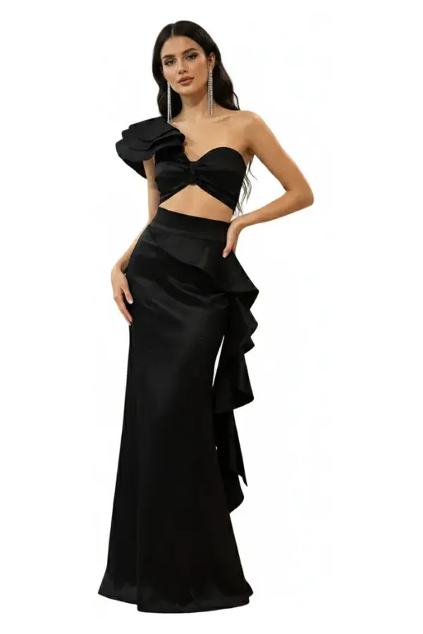 Muriel Black skirt  - Alquiler de vestido para Ocasión en Bogotá - Click2Dress - Vista 1