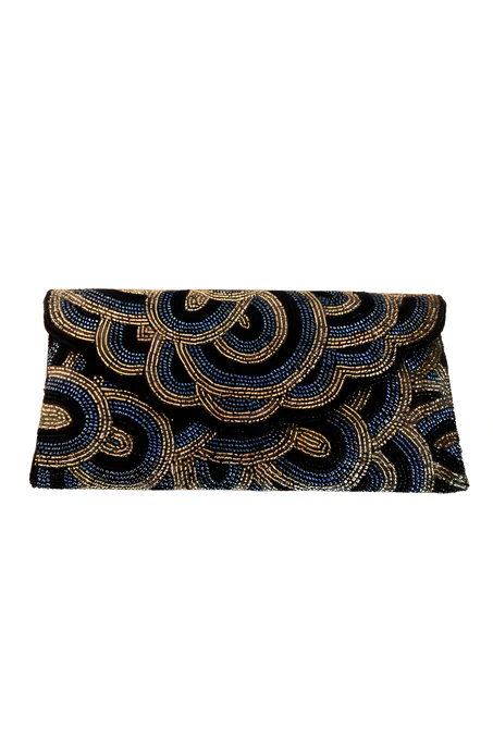 Sobre Regina - Alquiler de vestido para Carteras en Bogotá - Click2Dress